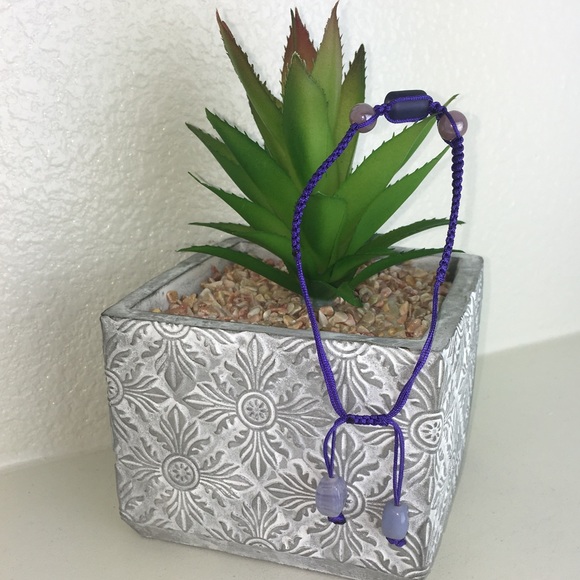 Handmade Chinese Knotting Bracelet W/ Glass Beads - Picture 5 of 8